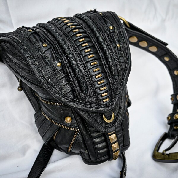 Hip bag, leather belt bag, utility belt, hip bag, festival bag, fanny pack, cyberpunk bag, goth bag, Burning Man bag, purse, waist bag