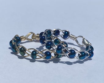 Braided blue wire ring, blue wire ring, handmade ring, braided wire ring, seed bead ring, blue women’s ring, stylish blue ring