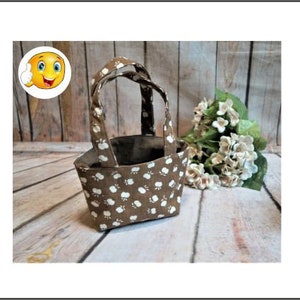 Kindertasche weiß mit grünen Blumen Spieltasche Geschenktasche Geburtstag Weihnachten Ostern Kinderküche Kaufladen Laufrad Roller Laufrad