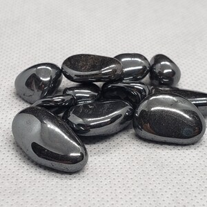 Hematite Tumbled Stones: Choose How Many Pieces (&#39;A&#39; Grade)