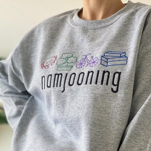 Namjooning bestickter Rundhalsausschnitt, Namjoon Unisex-Sweatshirt