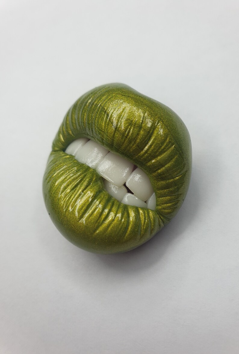 Green lips Polymer clay decor Elegant brooch Green metallic lips Polymer clay brooch Green brooch Lips brooch Polymer clay pin,Brooch