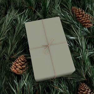Wrap presents with me 🌲🫶 Matte black kraft wrapping paper, sage