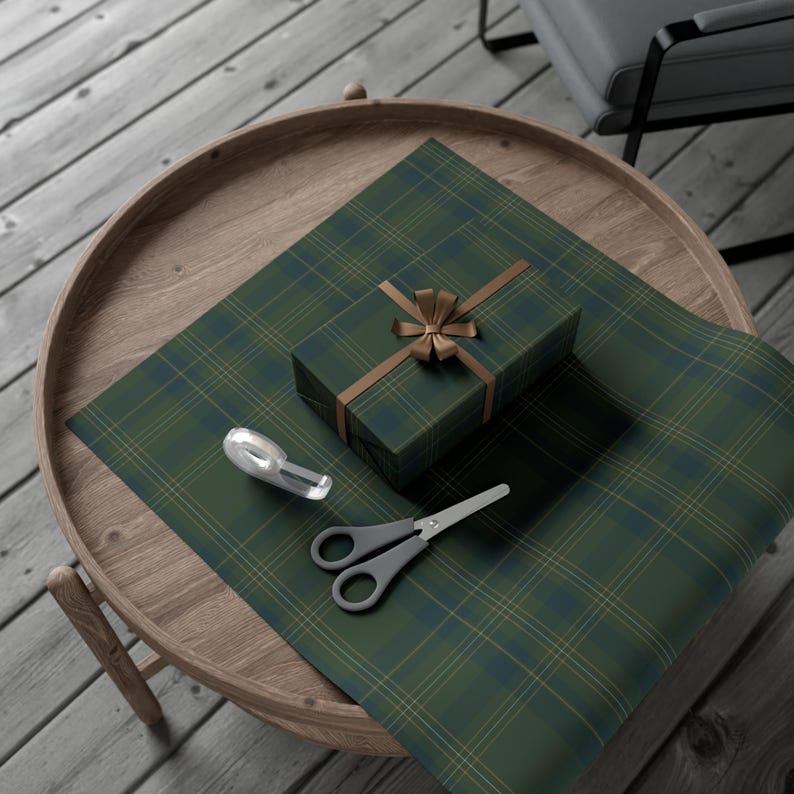 Rouleaux de papier cadeau écologique de Noël tartan écossais vert - oeuvres d'art originales - emballage cadeau simple sauge - nouvelle ferme moderne rustique image 7