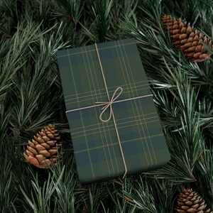 Rouleaux de papier cadeau écologique de Noël tartan écossais vert - oeuvres d'art originales - emballage cadeau simple sauge - nouvelle ferme moderne rustique image 5