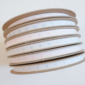 Gesticktes Webband mit Mustern aus Bio-Baumwolle, 9 mm, Zopf aus Bio-Baumwolle, *pro Meter verkauft*