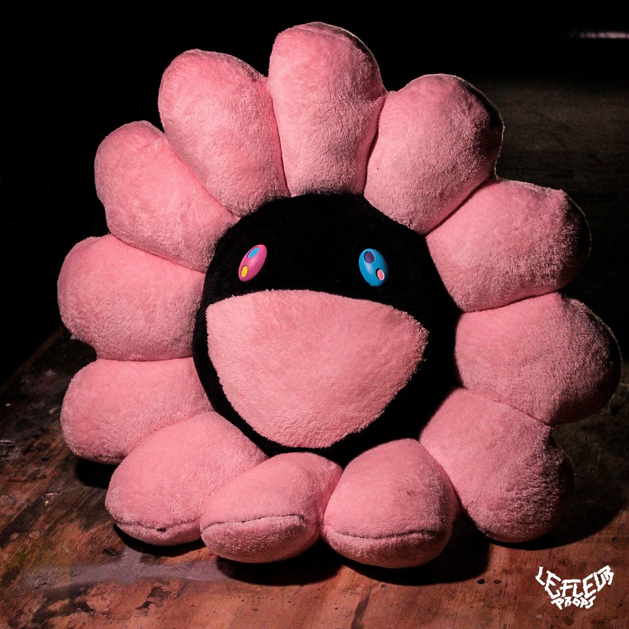murakami plush pillow