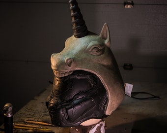 Doom Eternal: Doomnicorn Helmet (Presale)