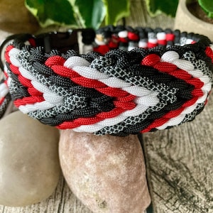 Braided dog collar handmade from paracord in a color combination of black/white/red, customizable