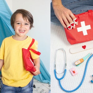 Kids Doctor Set for Toddlers, Wooden Toy for Boys and Girls, Doctor and Nurse Role Play, Montessori Steiner Educational Toy, Christmas Toy