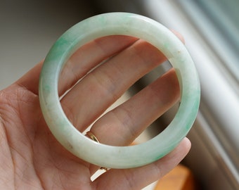 Natural 100% Grade A Untreated Glutinous ice with green Jadeite bangle,54.8mm (2.16in), regular circle Shape,Ready To Ship,No.BA007