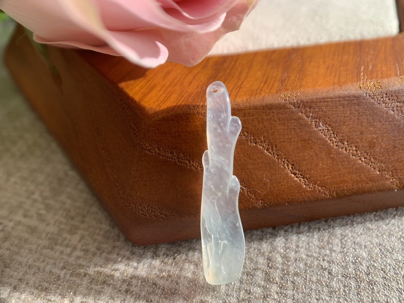 High-end jadeite Customized Natural 100/% untreated Grade-A ice Jadeite branch pendant.No.656