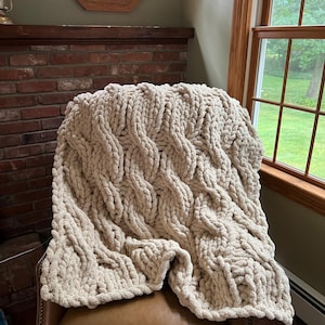 Chunky Cable Knit Chenille Throw Blanket: Handmade Cozy Blanket