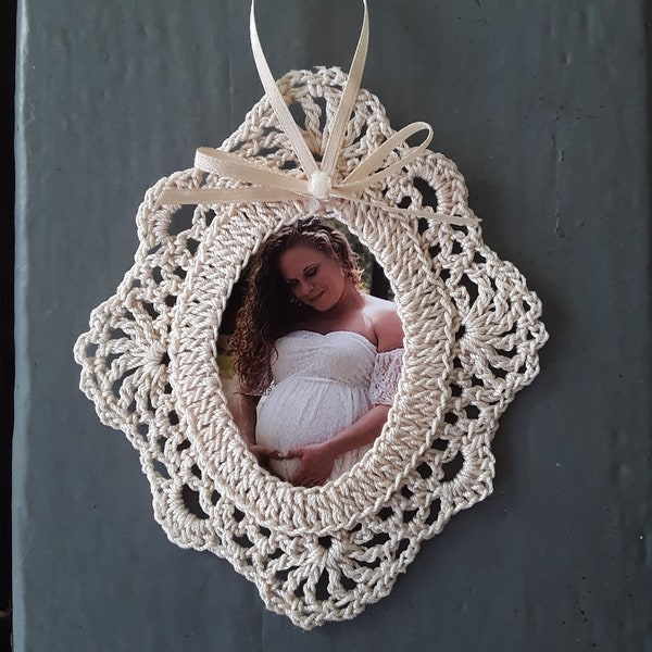 Crochet Picture Frame Pattern/Crochet Wedding Gift/Christmas Ornament/Bridal Shower Gift/Crochet Pattern/Baby Gift/ Victorian Ornament/Gift