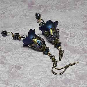 Iridescent Navy Flower Earrings, Floral Vintage Bronze Earrings, Bohemian Dangle Earring, Midnight Blue Fairy Flower Earrings, Blue Earrings