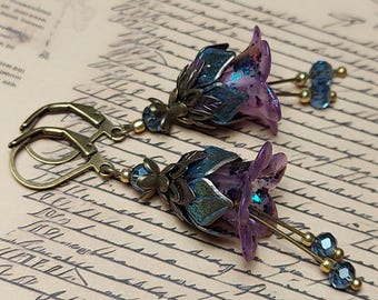 Pendientes color ciruela, colgantes florales de estilo vintage, joyería con brillo de cristal azul