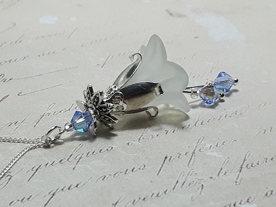 Blue and White Filigree Flower Crystal Medallion Necklace Blue and White Filigree Flower Crystal Medallion Necklace