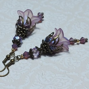 Mauve Flower Earrings, Purple Floral Earrings, Bohemian Vintage Dangle Earrings, Fairy Flower Earrings, Gift For Her, Soft Purple Earrings