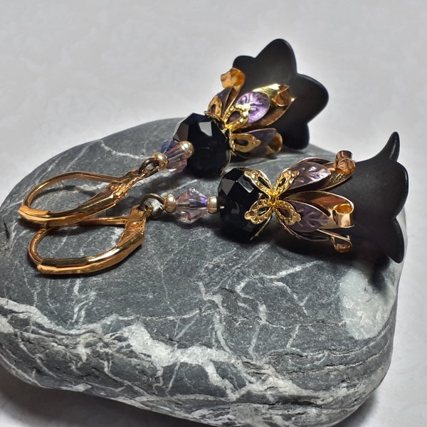 Gold Black Flower Earrings, Gold Lever Back Earring, Fairycore Earrings, Fairy Flower Earrings, Gift For Her, Black Crystal Earrings