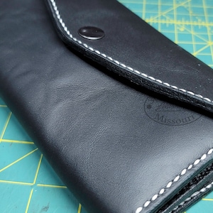 Billetera Snap para mujeres de gran capacidad / Bolsillo hecho a mano / Billetera con solapa de cuero genuino / Soporte de chequera / Hecho a mano en EE. UU.