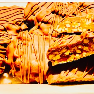 Homemade Caramel Turtles