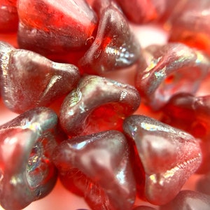 Beere Rot Grau AB Finish Tschechische Glasperlen Perlkappe Perlen (6 x 8 mm) (RCG41)