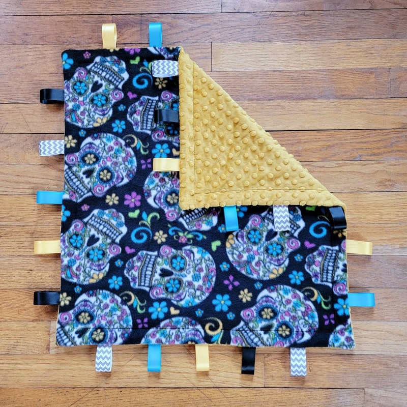 Blue Sugar Skull Print Blanket