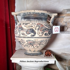 Reproduction of Etruscan Corinthian black-figure column krater vase. Maximum height 23 cm. image 1