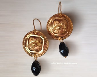 Antique style earrings, depicting the owl of Athena with onyx stone. Nickel free.