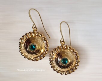 Antique style earrings, handcrafted with green agate stone. Nickel free.