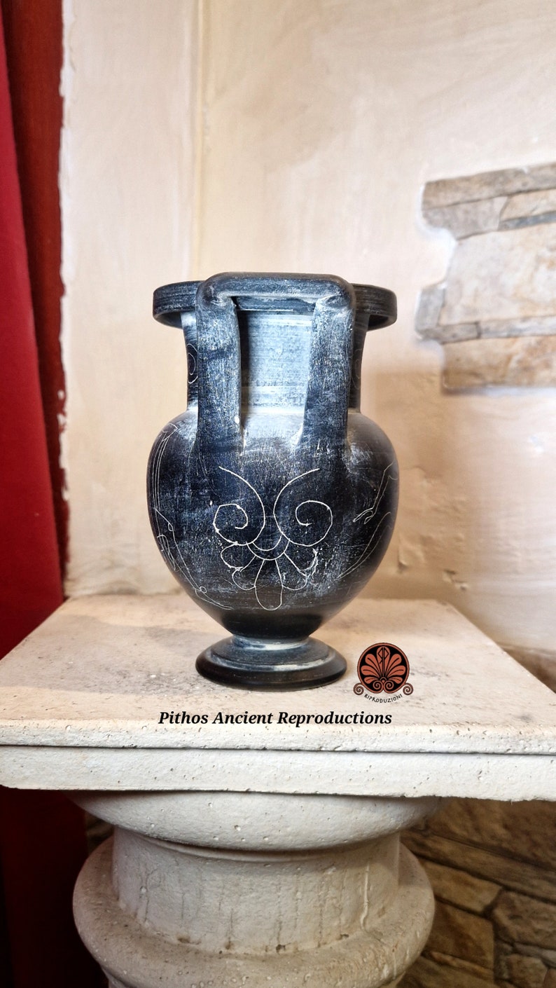 Reproduction of a krater vase with columns in graffitied bucchero. Height 15cm. image 4