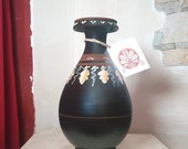 Riproduzione ceramica Gnathia, vaso Alabastron a vernice nera. Altezza 17cm.