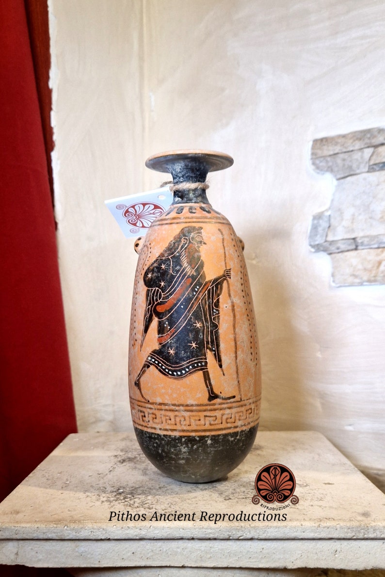 Reproduction Alabastron black-figure vase, made with the same ancient techniques. Height 19.5 cm. image 1