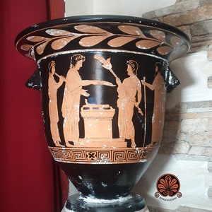 Reproduction Attic red-figure bell-shaped krater. Height 41cm. image 4