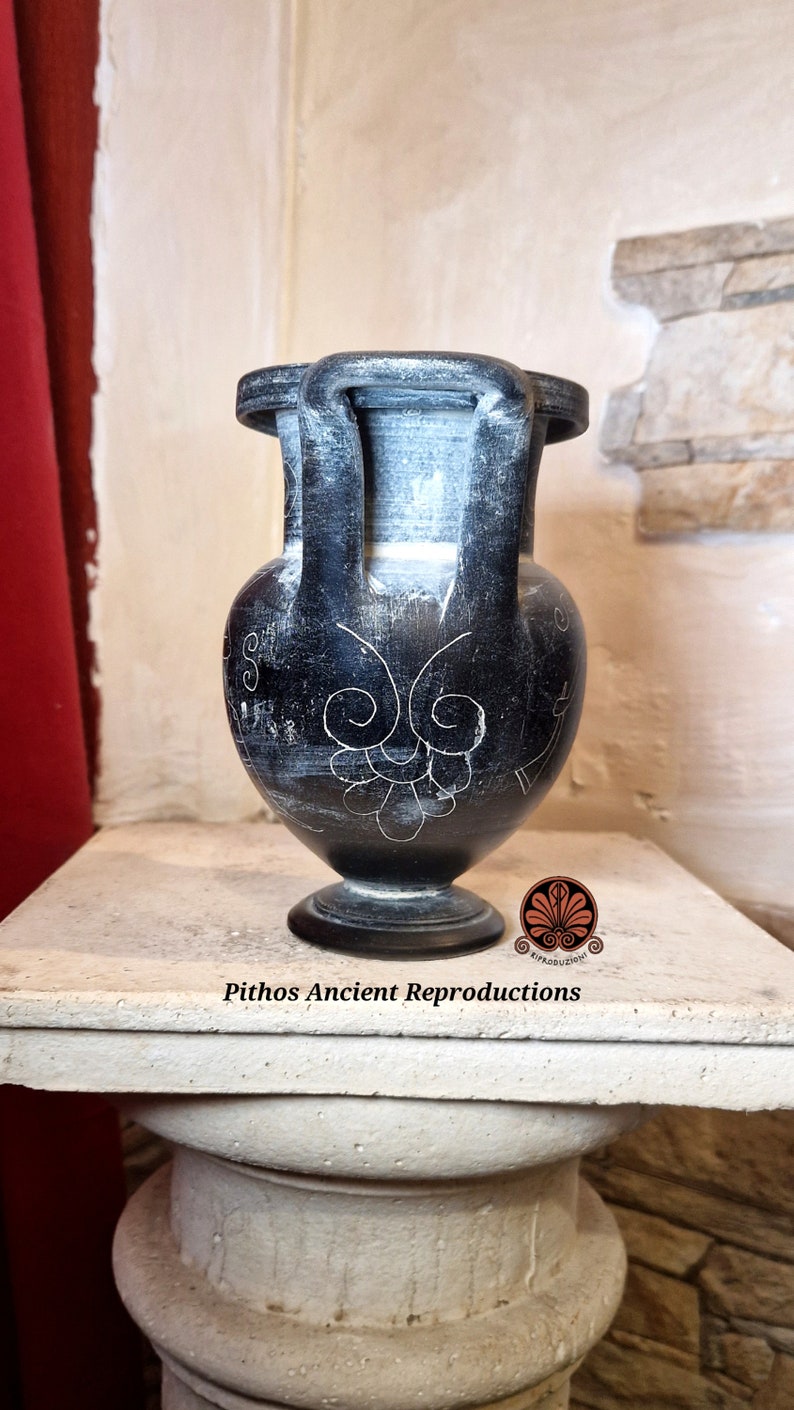 Reproduction of a krater vase with columns in graffitied bucchero. Height 15cm. image 2