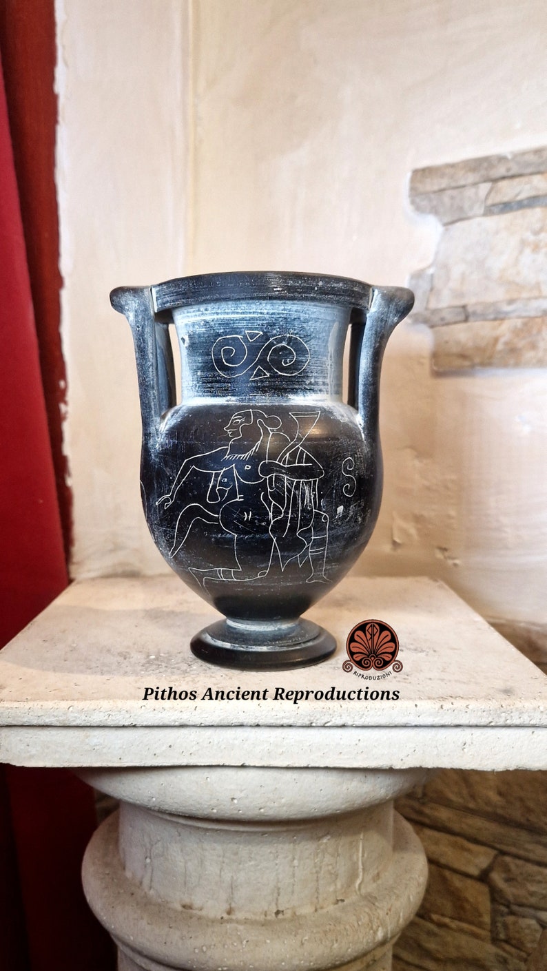 Reproduction of a krater vase with columns in graffitied bucchero. Height 15cm. image 3