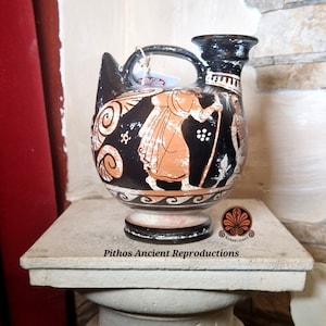 Reproduction of the Apulian red-figure Askos vase. Made with the same techniques used in ancient times. image 5
