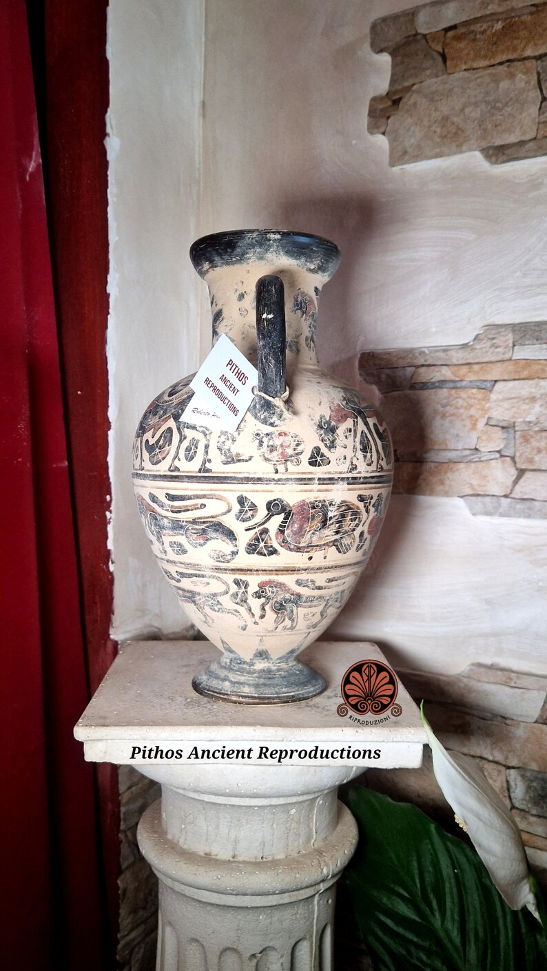 Reproduction of Etruscan Corinthian black-figure column krater vase. Maximum height 31 cm. image 4