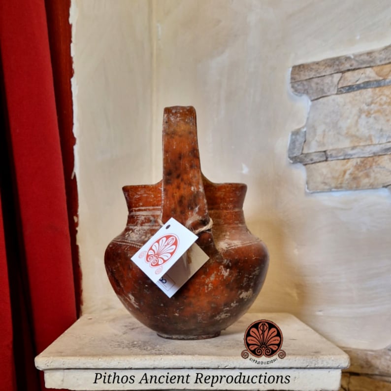 Reproduction of Kyathos Villanovan vase in impasto image 5
