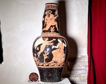 Reproduction of a Faliscan red-figure Cartoccio oinochoe vase. Made using the same ancient techniques.