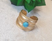 Ring Band, antique style craftsmanship with Turquoise Stone, adjustable size.