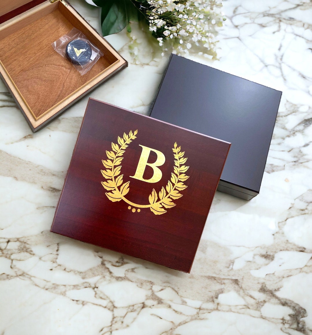 Custom Cigar Box Humidor, Personalized Humidor for Cigars Lover Gift ...