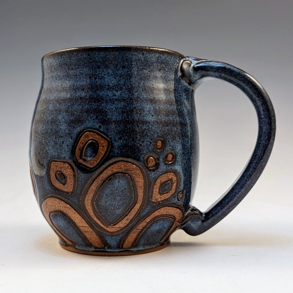 Waxed rings mug in blue rutile