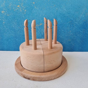 Natural Wood Blossom Cake Birthday Gift, Waldorf Celebration Center Piece, Ecofriendly Kitchen Play Set, Pretend Play Gift for Boys & Girls Round Cake