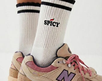 Spicy Socks – Funny Embroidered Chili Socks, Aesthetic White Crew Socks, Cute Statement Socke, Gift for Her, schilli pepper socks