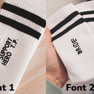 Personalisierte Socken Personalisiertes Geschenk für sie individuelles Geschenk für ihn personalisiertes Geschenk für Easyer bestickte weiße Socken Bild 3