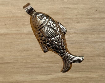 Handmade Reversible Fish Tibetan Pendant