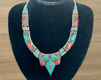 Ethnic Tibetan Handmade Boho Turquoise and Coral Bead Necklace TN13