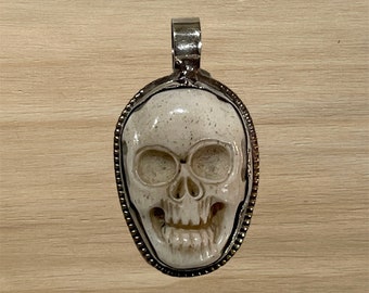 Skull Design Bone Tibetan Pendant