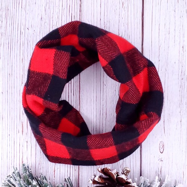 Kingston Pet Infinity Scarf; buffalo plaid, red, black holiday plaid, standard weight flannel, winter dog infinity scarf, Christmas plaid